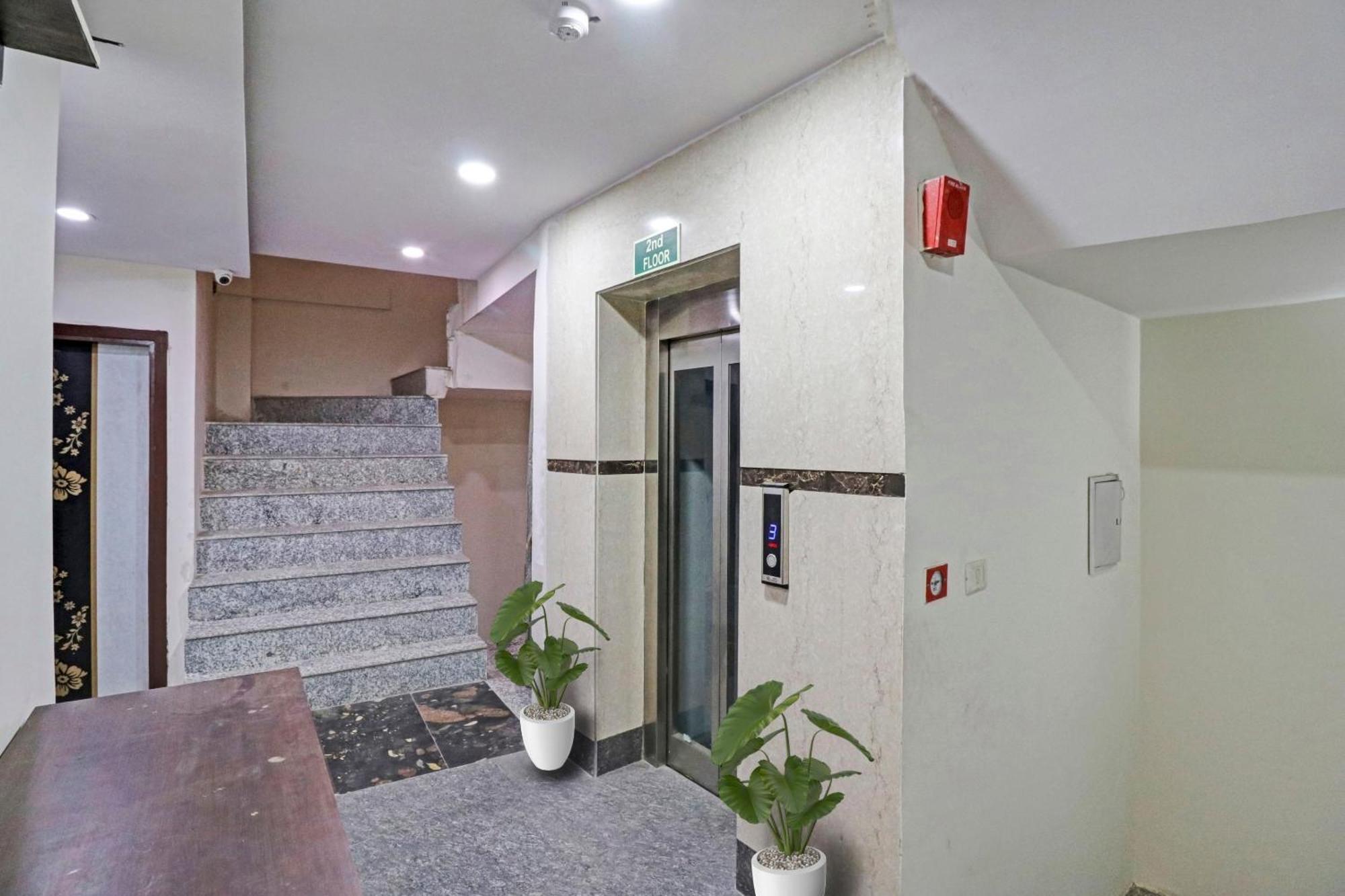Hotel Stay House New Delhi Extérieur photo